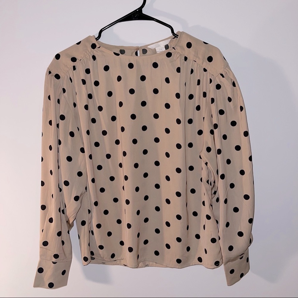 H&M brown blouse black with black dot detailing!